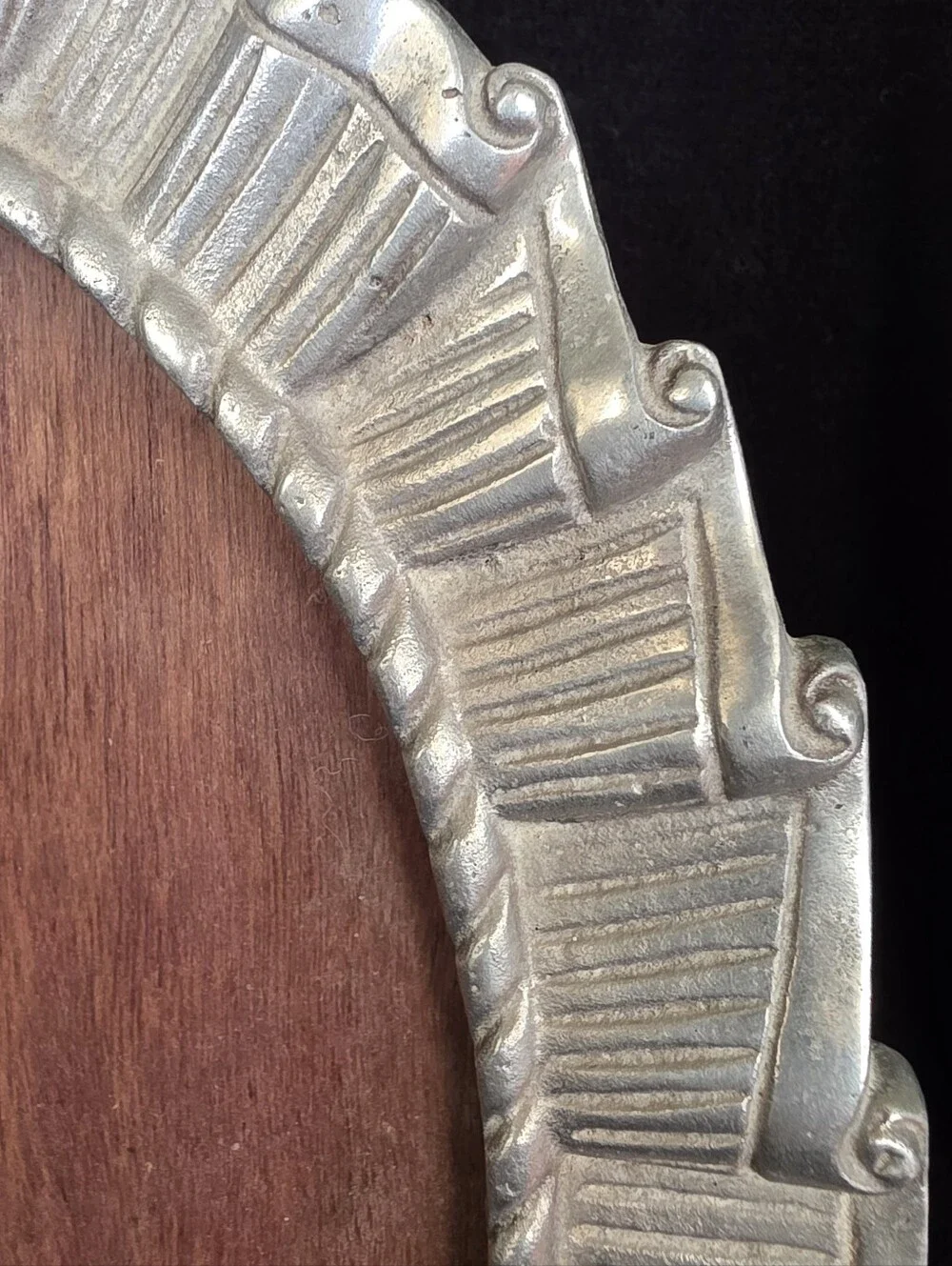 Ornate Oval Decorative Frame in Silver-Tone